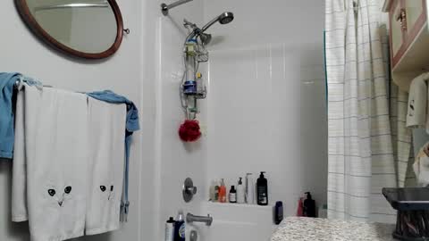 Snapshot of alexinside_you chatting on December 22, 2025, 1:52 pm Alexinside you online show from December 22, 2025, 1:52 pm