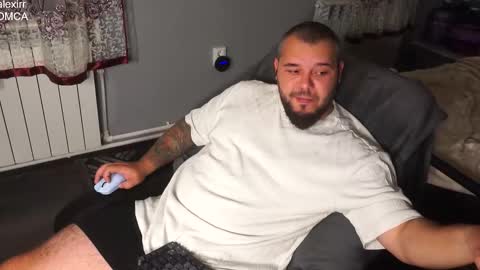 Alex online show from October 25, 2025, 8:25 pm