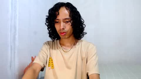 Alexis online show from May 22, 2026, 2:12 pm