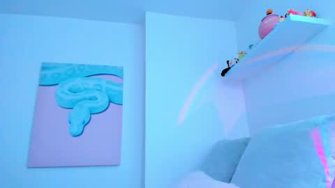 Alexiis 3 online show from September 15, 2025, 1:00 pm