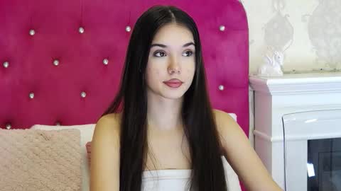 alexisdevine online show from November 3, 2025, 5:20 am