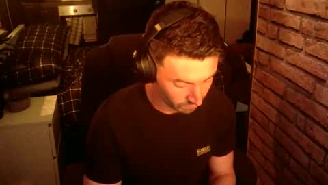 Snapshot of alexlive1 chatting on September 28, 2025, 9:31 pm alexlive1 online show from September 28, 2025, 9:31 pm