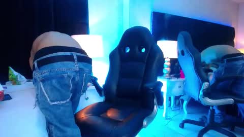 Alex Nova online show from February 4, 2026, 3:23 am