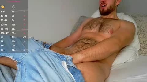 Snapshot of alexnovakk chatting on February 22, 2025, 2:50 am Alex online show from February 22, 2025, 2:50 am