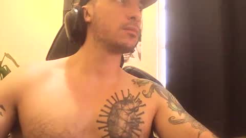Alexxx online show from April 25, 2026, 11:35 pm