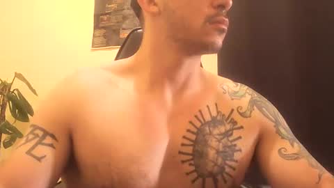 Snapshot of alexopenmind21 chatting on May 14, 2026, 1:40 pm Alexxx online show from May 14, 2026, 1:40 pm