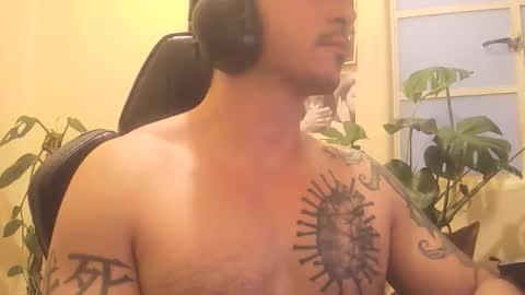 Snapshot of alexopenmind21 chatting on May 19, 2026, 1:11 am Alexxx online show from May 19, 2026, 1:11 am