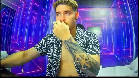 Alex online show from September 29, 2025, 7:08 pm