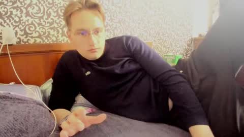 alexs9xtime online show from May 7, 2026, 1:49 pm