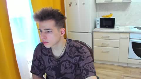 Dennis online show from May 5, 2026, 2:30 am