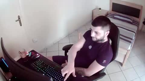 Snapshot of alexthepro00 chatting on June 17, 2026, 4:52 pm alexthepro00 online show from June 17, 2026, 4:52 pm