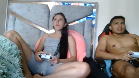 alex y luisa online show from August 5, 2026, 3:15 pm