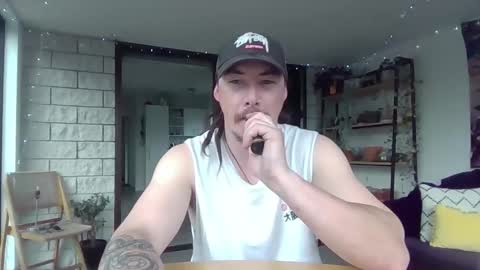 Snapshot of alexx1169 chatting on November 6, 2025, 3:51 am Alex online show from November 6, 2025, 3:51 am