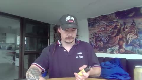 Alex online show from December 1, 2025, 3:00 am