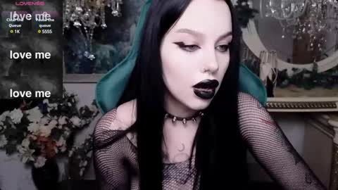 Snapshot of alexx_succubus chatting on January 25, 2025, 5:18 am Alexx Succubus online show from January 25, 2025, 5:18 am