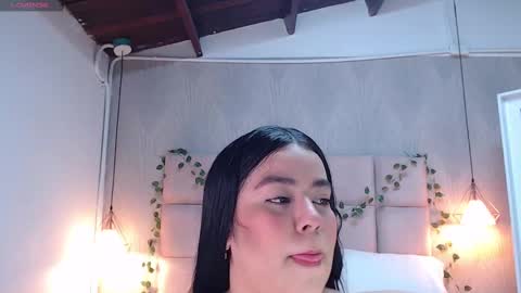 Snapshot of alexxa_curvy_ chatting on February 15, 2025, 12:59 am Alexxa curvy online show from February 15, 2025, 12:59 am
