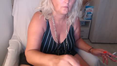 Jhoa online show from August 6, 2026, 1:40 am
