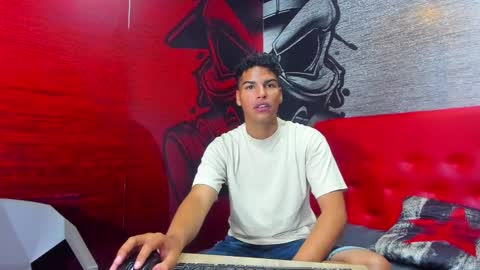 Snapshot of alexxander_king chatting on October 9, 2025, 3:21 pm alexxander_king online show from October 9, 2025, 3:21 pm