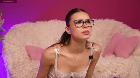 Alexxis Rae online show from July 9, 2026, 5:11 am