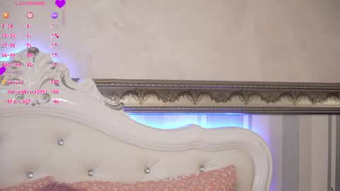 Alexxis Rae online show from July 28, 2026, 11:17 am