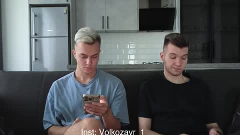 Snapshot of alexxx_d chatting on October 14, 2025, 1:34 pm AlexDimaIgor online show from October 14, 2025, 1:34 pm