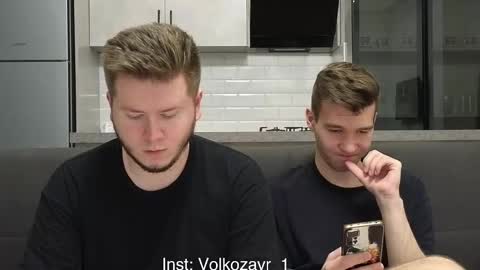 Snapshot of alexxx_d chatting on October 31, 2025, 8:10 pm AlexDimaIgor online show from October 31, 2025, 8:10 pm