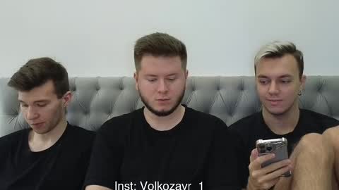 AlexDimaIgor online show from November 18, 2025, 8:13 pm