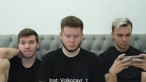 AlexDimaIgor online show from November 19, 2025, 1:55 pm