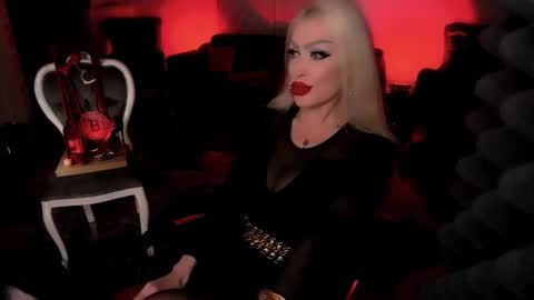 AlfaFemale online show from December 7, 2024, 6:54 am