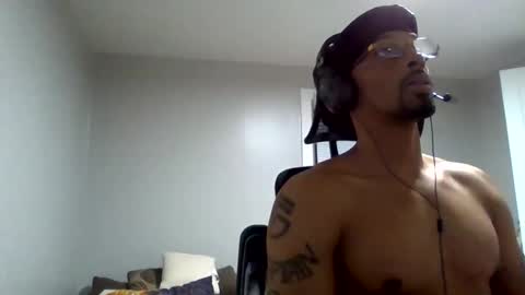 Snapshot of alfapipe23 chatting on November 6, 2025, 12:44 am alfapipe23 online show from November 6, 2025, 12:44 am