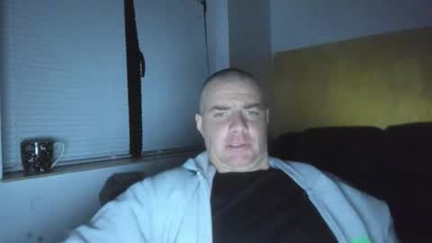 alfiesolomons87 online show from March 7, 2026, 9:45 pm