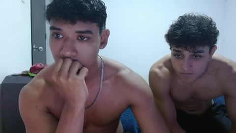 alfred_cantillo online show from November 17, 2025, 6:08 am