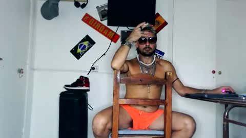Snapshot of alfredopantuso chatting on April 12, 2026, 7:02 am alfredopantuso online show from April 12, 2026, 7:02 am