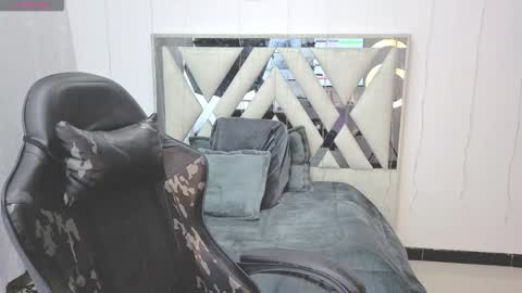 Carolina Join The Fan Club  online show from February 24, 2026, 1:14 am