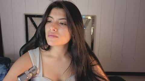 Carolina Join The Fan Club  online show from May 9, 2026, 11:43 pm
