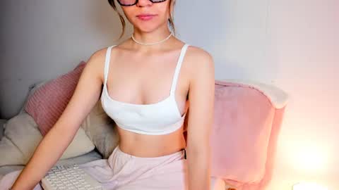 Hailey online show from June 11, 2026, 6:22 am