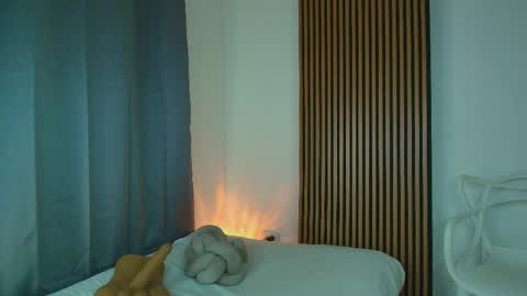 Snapshot of alia_sweet_ chatting on April 24, 2026, 12:46 am Alia online show from April 24, 2026, 12:46 am