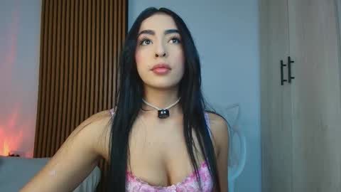 Snapshot of alia_sweet_ chatting on May 7, 2026, 12:27 am Alia online show from May 7, 2026, 12:27 am