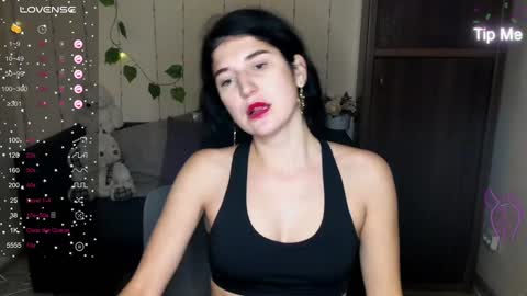 Alianna online show from January 3, 2025, 12:30 pm