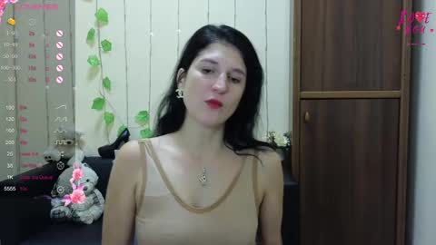 Alianna online show from March 7, 2025, 12:23 pm