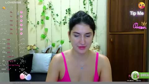 Snapshot of alianna_solo_kiss chatting on March 21, 2026, 8:19 am Alianna online show from March 21, 2026, 8:19 am