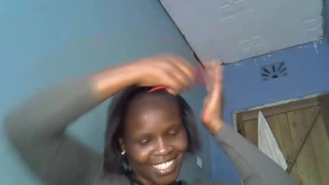 alic_crazy online show from November 3, 2025, 11:33 am