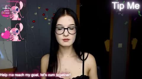 Snapshot of alicamoons chatting on September 23, 2025, 11:35 am Alica online show from September 23, 2025, 11:35 am