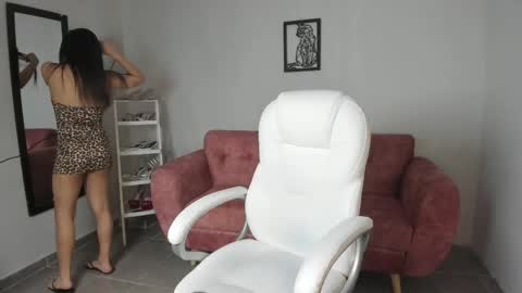 Alice online show from October 9, 2025, 4:27 pm