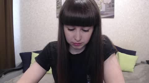 alice_59 online show from June 4, 2026, 12:00 pm