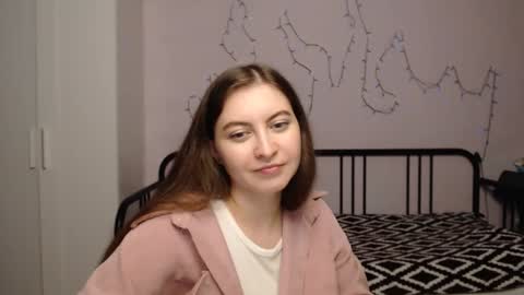 Alice online show from December 5, 2024, 9:06 pm