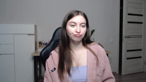 Alice online show from March 1, 2025, 9:48 pm