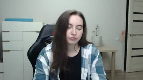 Alice online show from June 16, 2026, 7:27 pm