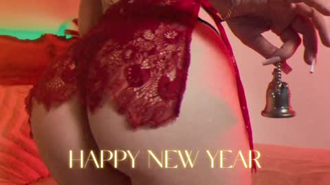 Snapshot of alice_bess chatting on December 21, 2024, 1:10 pm Alice.....Welcome to my room Lets get to know each other better and have an unforgettable time online show from December 21, 2024, 1:10 pm