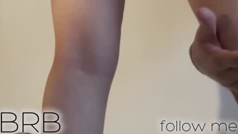 Snapshot of alice_bess chatting on January 22, 2025, 1:11 pm Alice.....Welcome to my room Lets get to know each other better and have an unforgettable time online show from January 22, 2025, 1:11 pm
